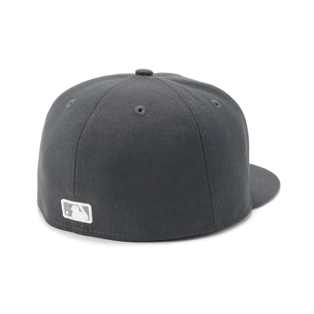 New Era 59FIFTY Cap MLB New York Yankees NY Dark Exclusive to and Flat Stylish Streetwear Travel Sun Gift (14561990 M01-MCTNY) Graphite/Gray, ONSPOTZ,