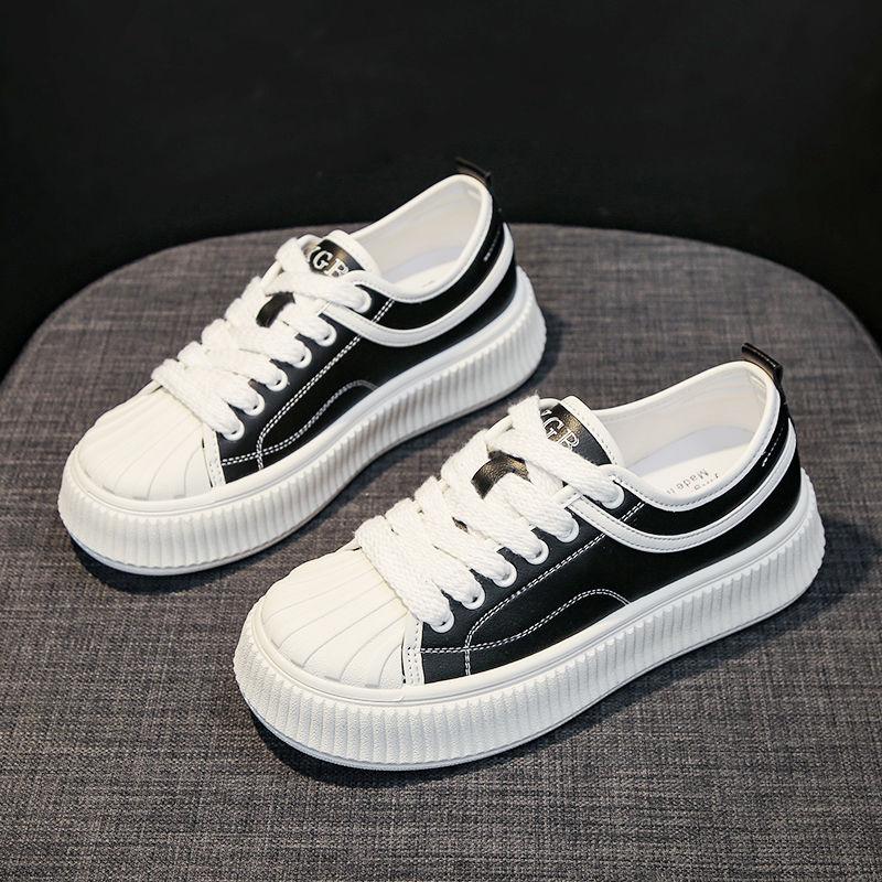 Mode Damen Schuhe Hoch auf Plateau Schwarze Damen Canvas Schuhe Runde Zehen Frühling Herbst Vulkanisierter Schuh Baumwollqualität Stilvoll Leicht