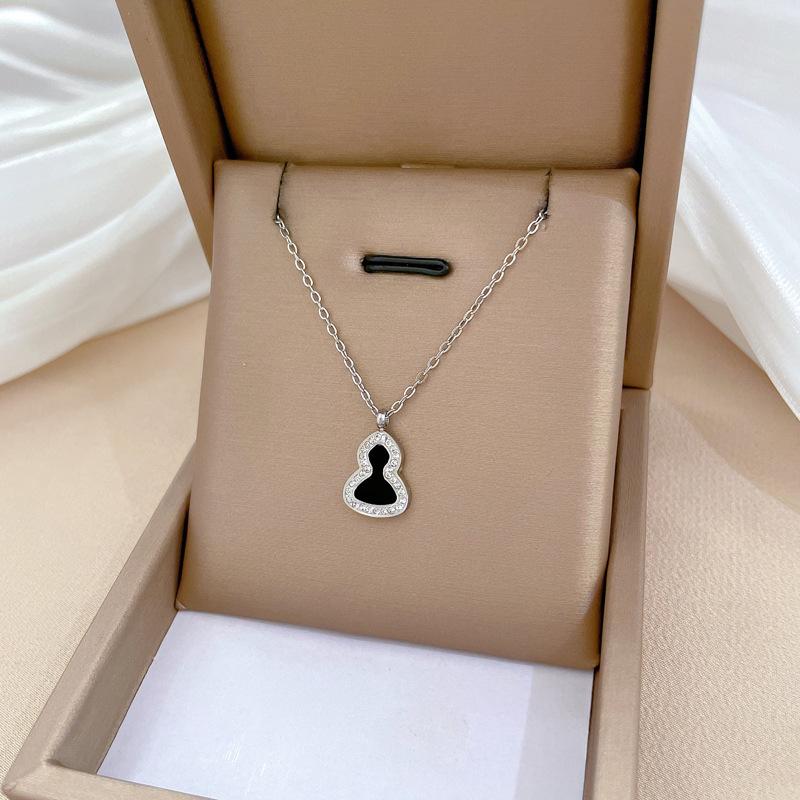 Geometric Planet Personality Minimalist Wind Furnace Real Gold Necklace Female Collarbone Chain