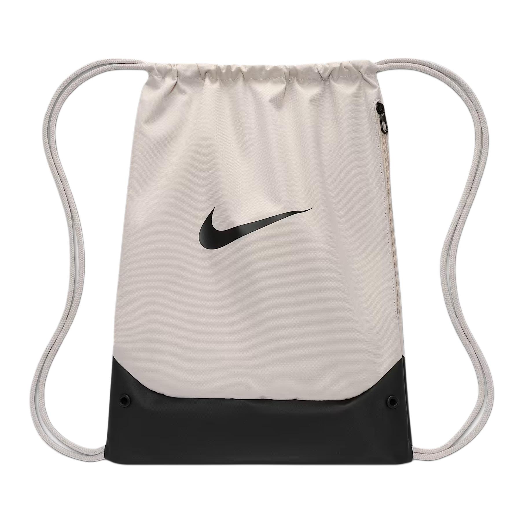 Nike Brasilia 10.8L Lightweight Large Logo Patchwork Fabric Backpack Unisex Backpack Beige Black IB4409-072 Beige & Black