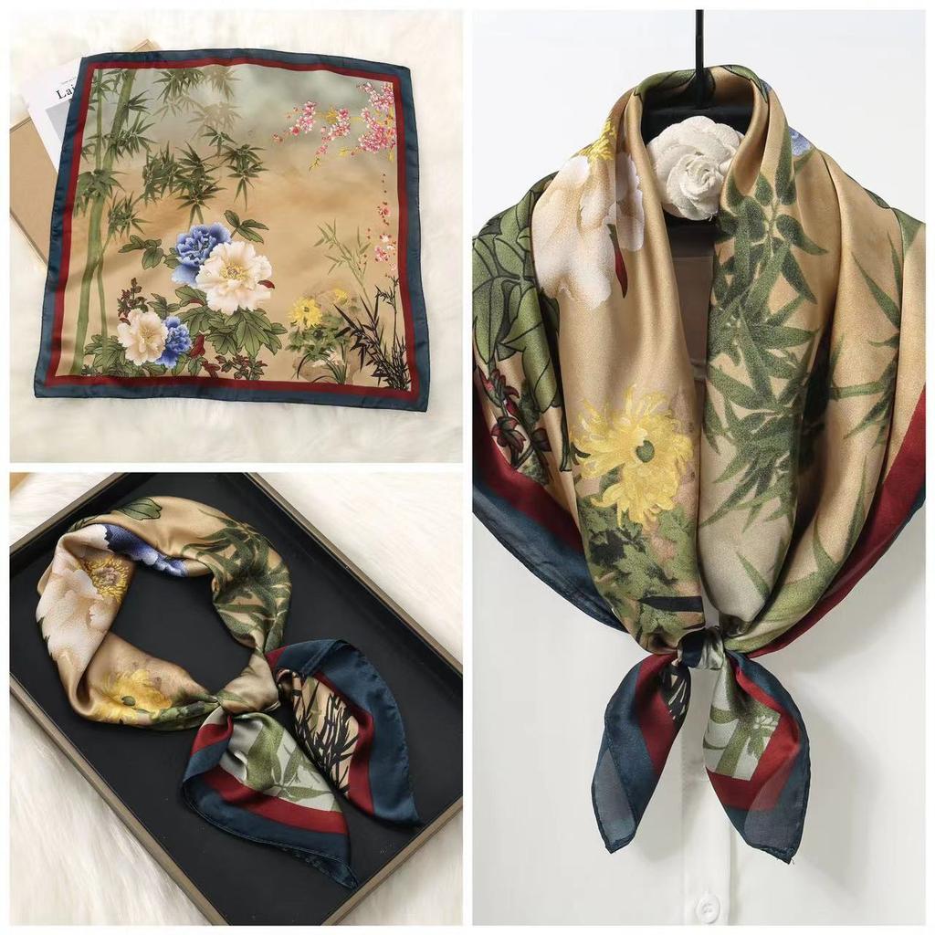 Eleganti Foulard di Seta da Donna Con Centinaia di Camicie, Assistenti di Volo, Decorazione Professionale, Protezione del Collo, Foulard, 70 Foulard Quadrati Piccoli.