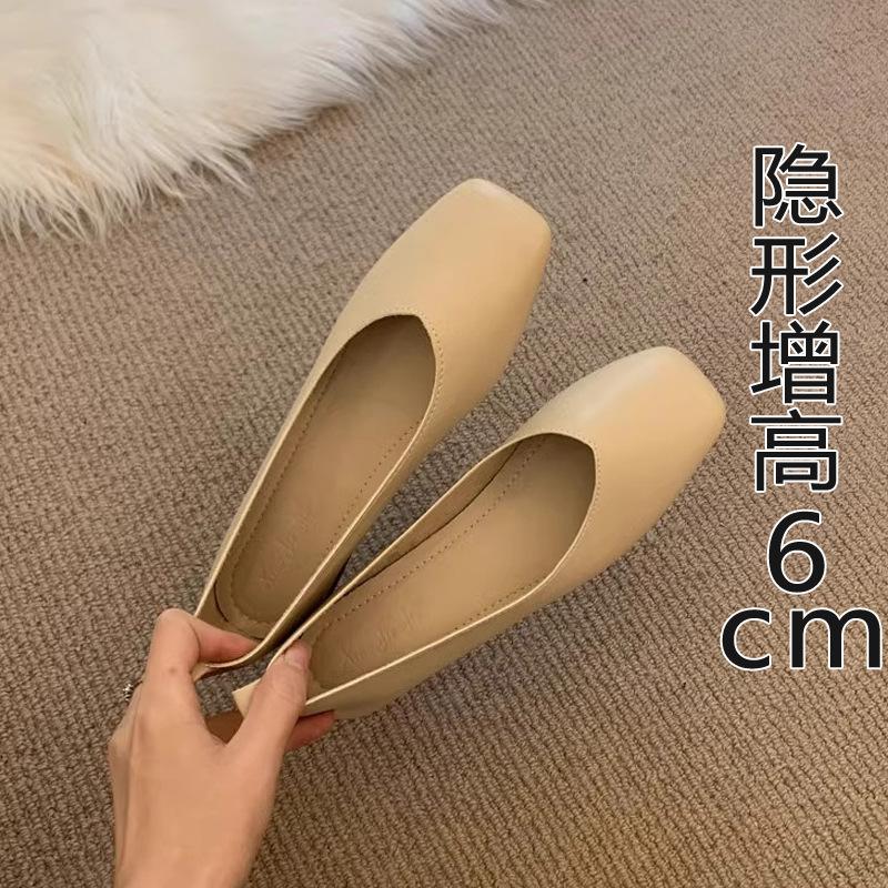 Super soft~ Small inner height increase single shoes women's 2025 new light mouth thick heel square head grandma shoes soft sole Doudou shoes