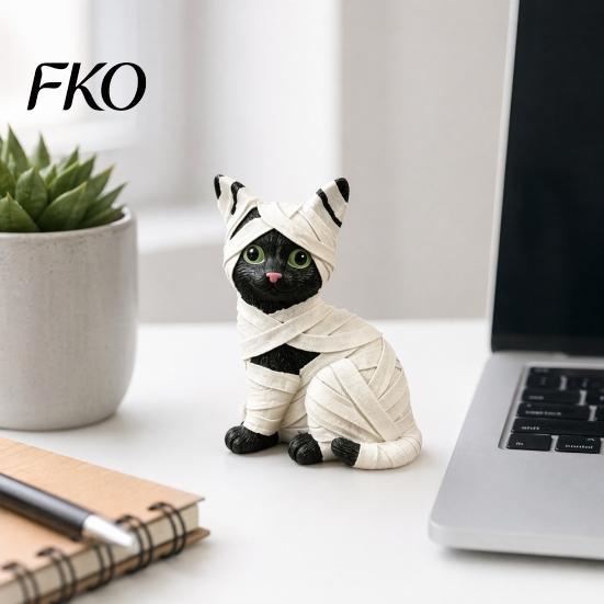 Horror-themed Decor Mummy Black Cat Resin Figurine, Halloween Kitten Statue with Big Eyes & Wrapped Bandages, Sculpture Cute Desk Shelf Ornament