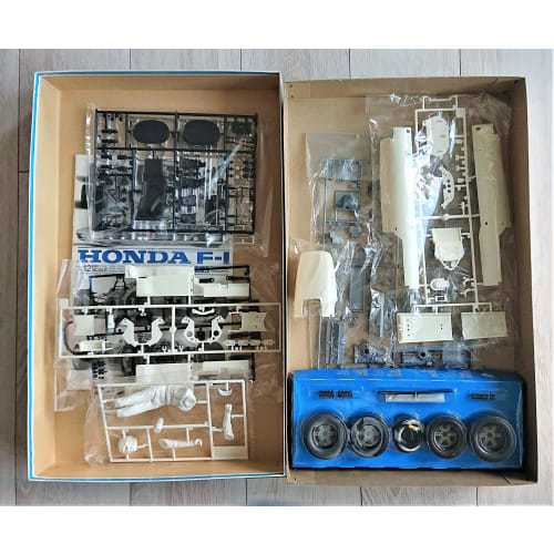 Tamiya 1/12 Honda F-1 (1/12 Big Scale Car: 12011)
