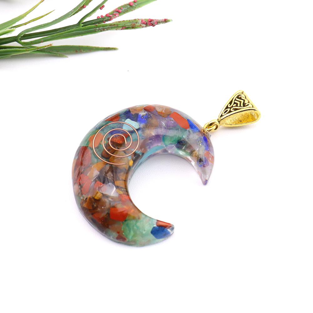 Seven-Color Gravel Necklace: Resin-Encapsulated Natural Stone Pendant N756