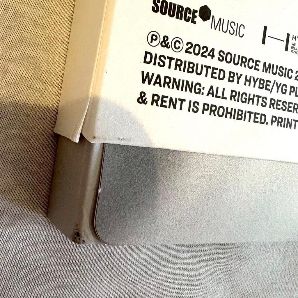 [USED] LE SSERAFIM EASY CD Album Le Seraphim