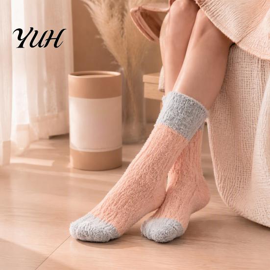 Warm Crew Socks for Winter Thickened Long Plush Women, Coral Fleece Socks, Warmth Autumn Thermal Sleep Anti-static Contrast Color Indoor Cozy Hosiery