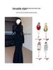 Beflocktes Schwarzes Lotos-Fischschwanzkleid mit Pelzfutter – Damen Herbst/Winter Schlanke Passform, Hoher Kragen, Langes Kleid