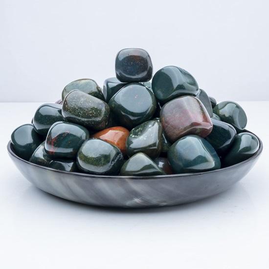 Set of 13 Blood Stone Tumbled Stones Reiki Chakra Healing Pebbles Vase Fillers Tumble Stone for Jewellery, Vastu Home Office Decor Gift