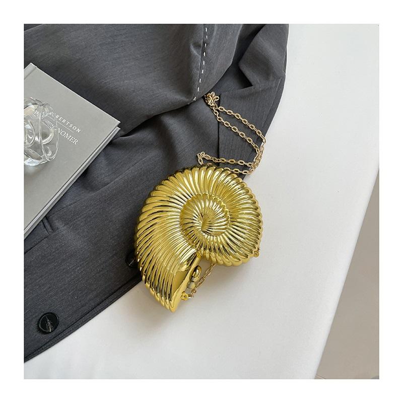 Acrylic Seashell Design Fashion Messenger Bag Stylish Shoulder Crossbody Chain Bag Perfect For Everyday Use And Special Occasions