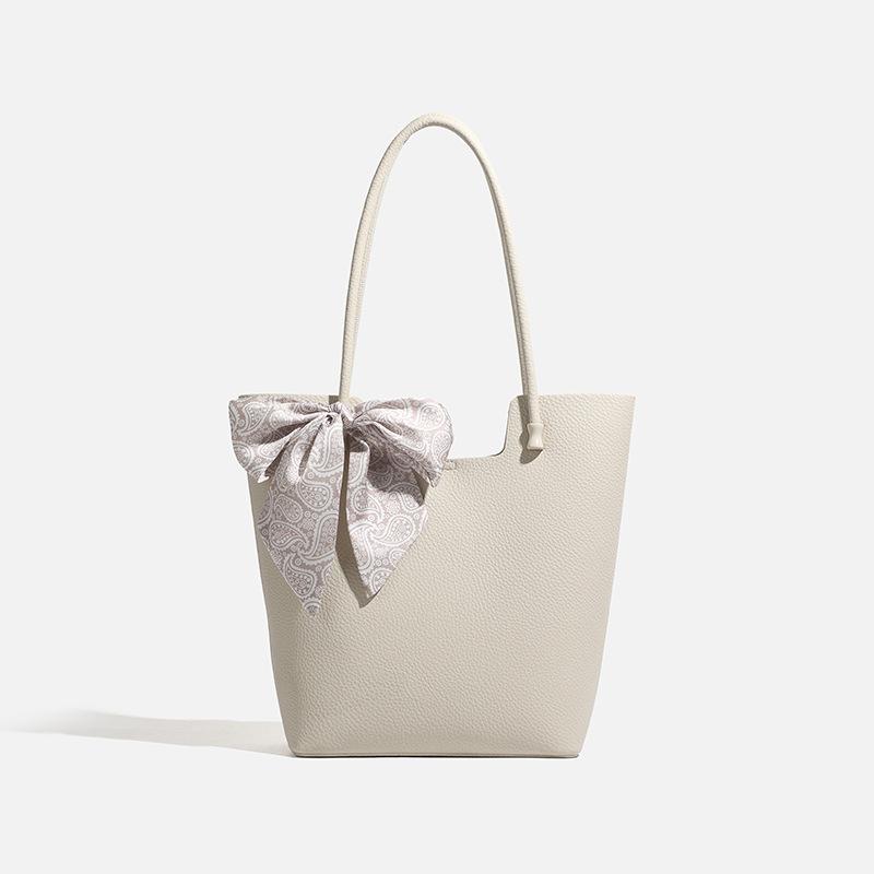 

Leather Large Capacity Bag, New Work Commuting Bag, Niche Texture Tote Bag, Versatile Shoulder Bag