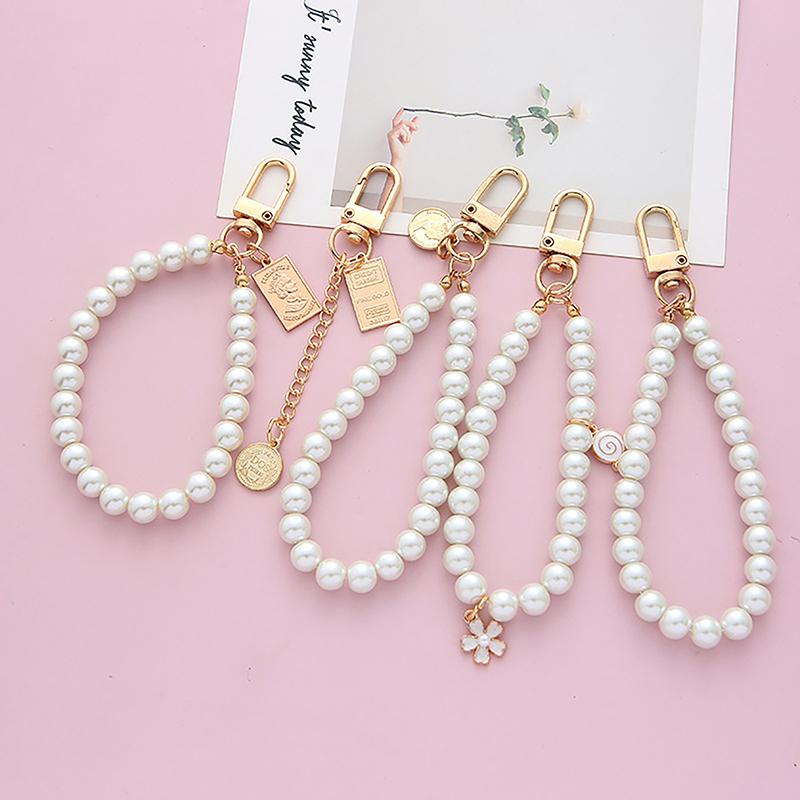 Retro Pearl Keychain Alloy Alphabet Keychain Cute Phone Chain Ornament