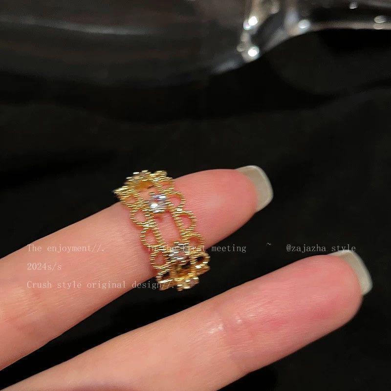 Retro Cool Style Sparkling Diamond Lace Ring - French Sweet Socialite, High-End Niche Luxury Feel Adjustable Size