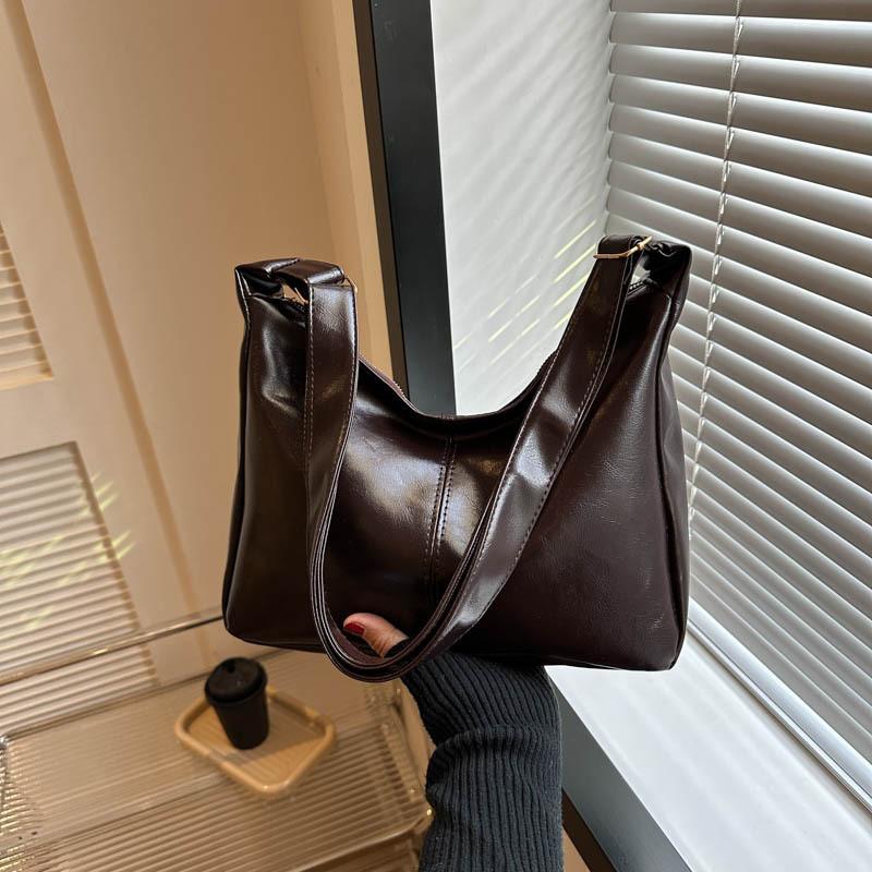 Trendy Korean Style Fashionable Pu Tote Shoulder Bag For Women With Spacious Design