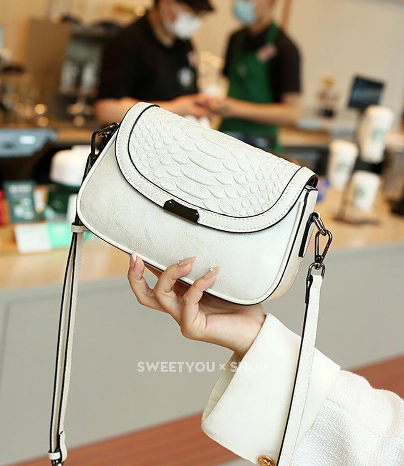 New 2026 Women's Handbag, Fashionable Small Handbag, Versatile Genuine Leather, Large Capacity Mother Bag, Crossbody Bag