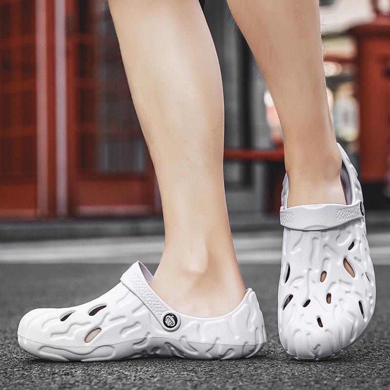 New Beach Shoes Men's Hole Shoes One-word Sandals Light and Soft Foreign Trade Extra Large Size 47-48-49 Sandals