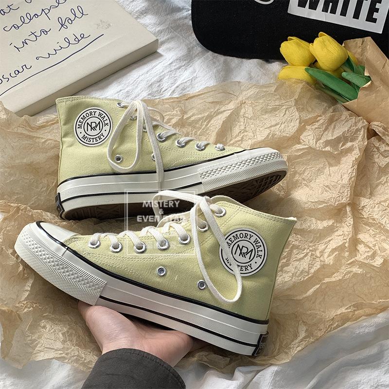 Round Label Canvas Shoes Student Men and Women Couple Shoes 211