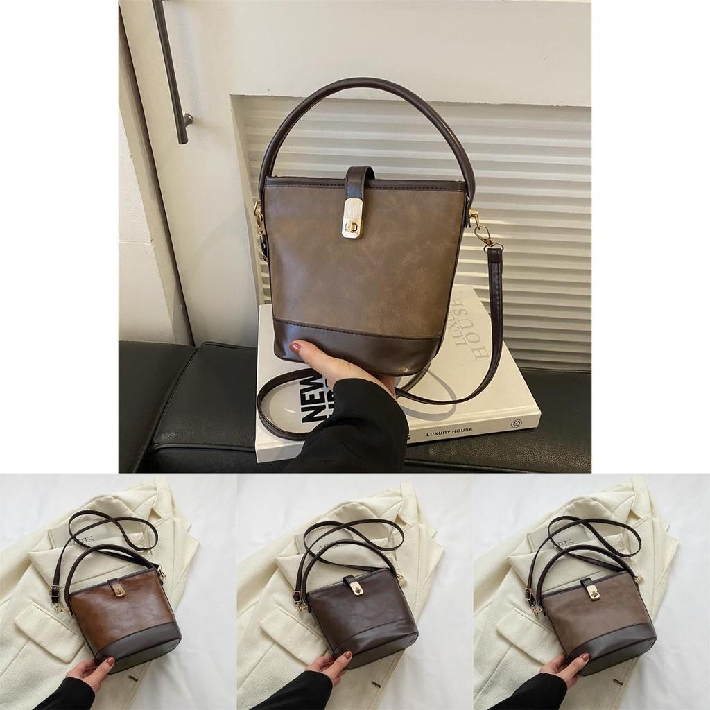 Stylish And Trendy 2023 Bucket Bag In Brown Chic Minimalist Design For Casual Use