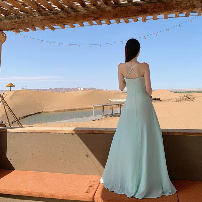Beach Vacation Waist Dress Women's Summer New Design Sense Pure Desire Halter Suspender Long Skirt