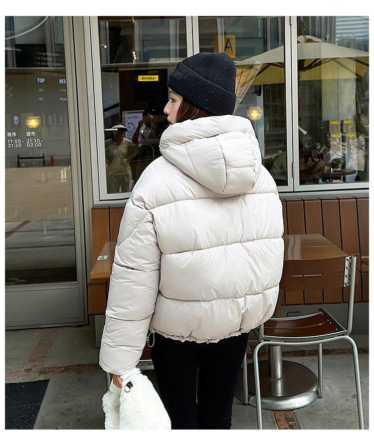 Women’s Short Detachable Hood Windproof Thicken Warm Winter Jacket With Raglan Sleeves