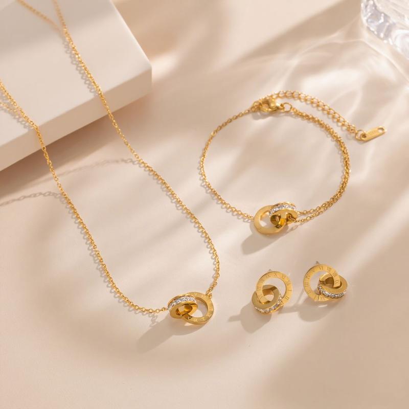 Roman-Style Diamond-Encrusted Titanium Steel Necklace For Women Trendy High-End Versatile Clavicle Chain Set Colorfast