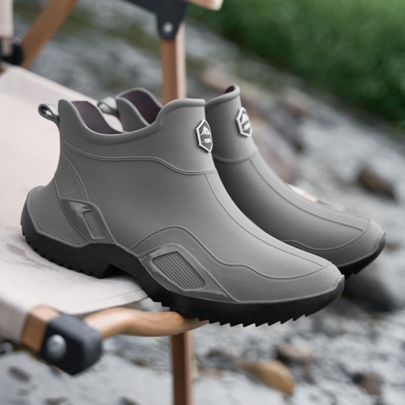 Fashion 36-44 Fashionable Men's and Women's Rain Boots,new Waterproof Short Rain Boots for Men,couple Camping Mountain Men's Water Shoes