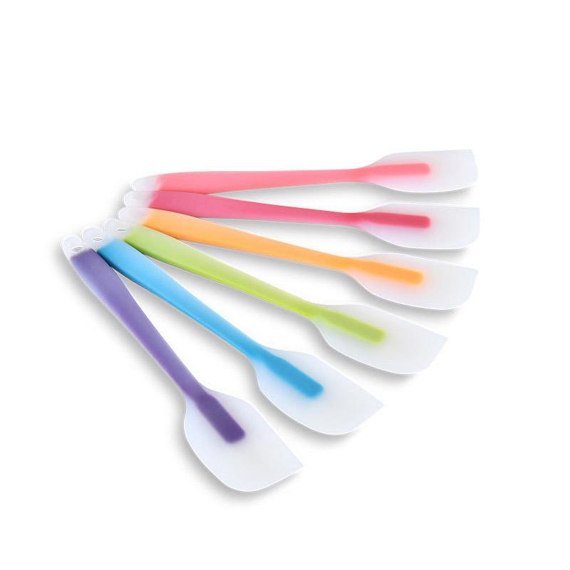 Silicone Cream Baking Scraper Non Stick Butter Spatula Cutter Chocolate Smoother Heat Resistant Kitchen Pastry Tools Scraper