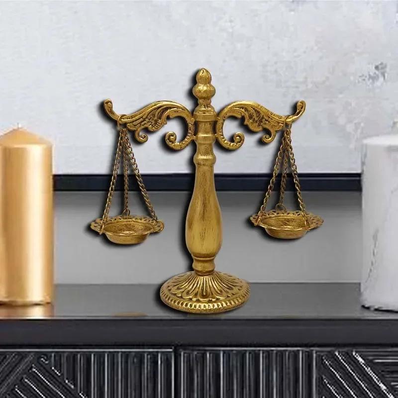 European Style Retro Iron Decoration Creative Personality Balance Seat Study Office Ornament Wedding Photography Prop Hot Sale