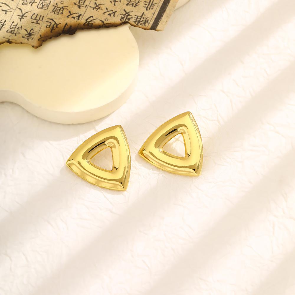 Temperament Retro Vertical Striped Stud Earrings High-Grade Stainless Steel Hollow Love Butterfly Earrings Women'S Niche Earrings