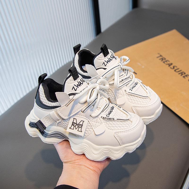 Children's sports shoes 2025 spring and autumn boys' casual board shoes high-top girls' bread shoes sports baby dad shoes