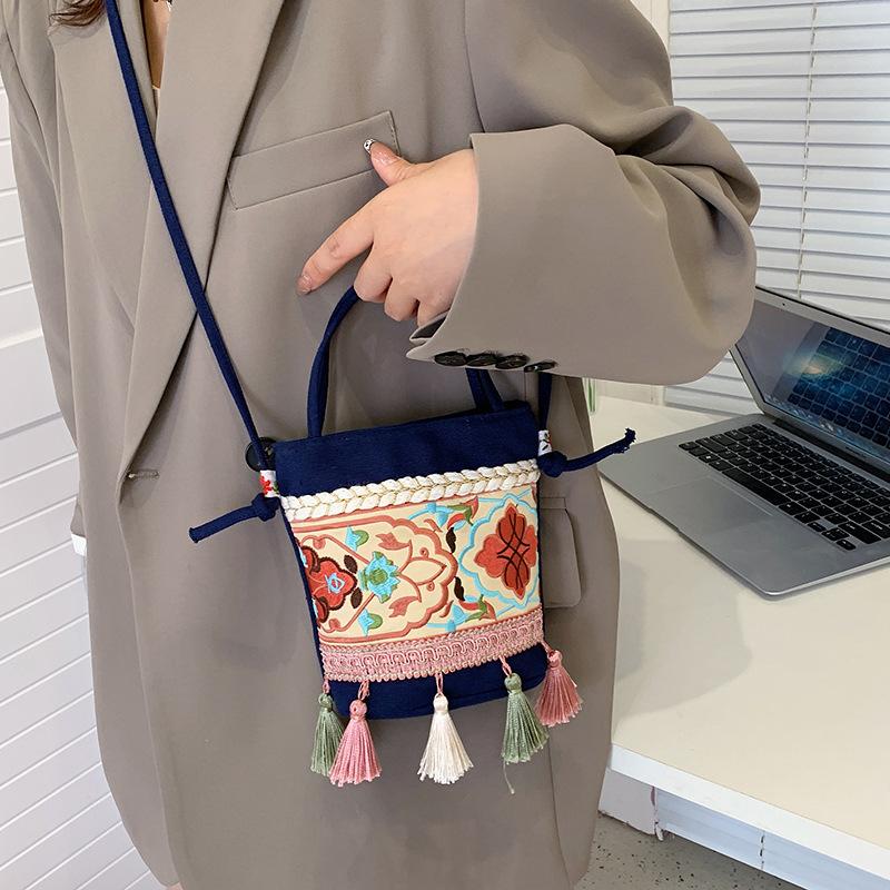 Retro Bucket Bag Ethnic Style Suzhou Embroidery Flower Fashionable Large-capacity Crossbody Single-shoulder Bag