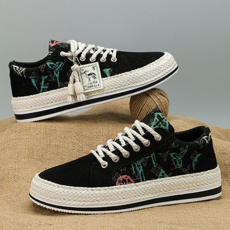 Low-top Men's Canvas Shoes for Summer New Lightweight Height-enhancing Platform Shoes Comfortable Round-toed Flat-soled Sneakers