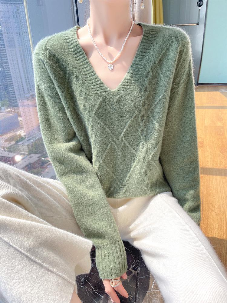 Women's Solid Color V-Neck Wool Pullover Sweater - Loose Fit, Thickened for Autumn/Winter