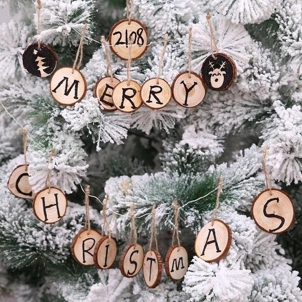 10pcs/1set Christmas Tree Ornaments Diy Props Hand-painted with Holes Wood Chip Painting Party Decoration Supplies