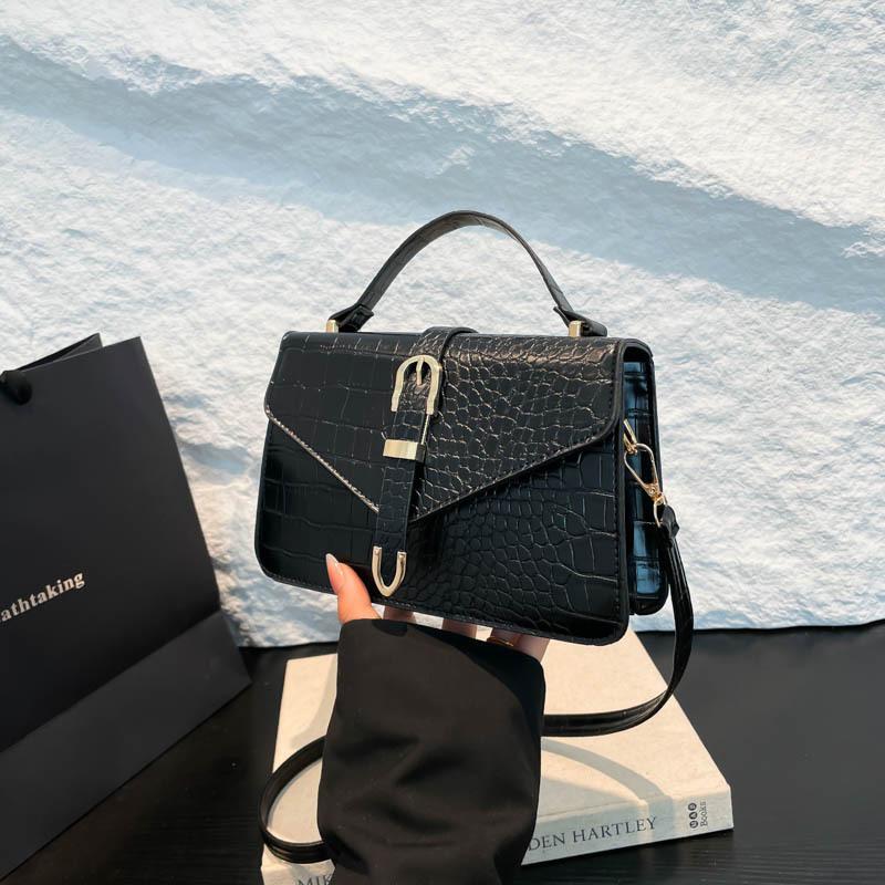 Fashion Trend Bag Women's 2025 Spring New Fashion Simple One Shoulder Crossbody Casual Portable Small Square Bag