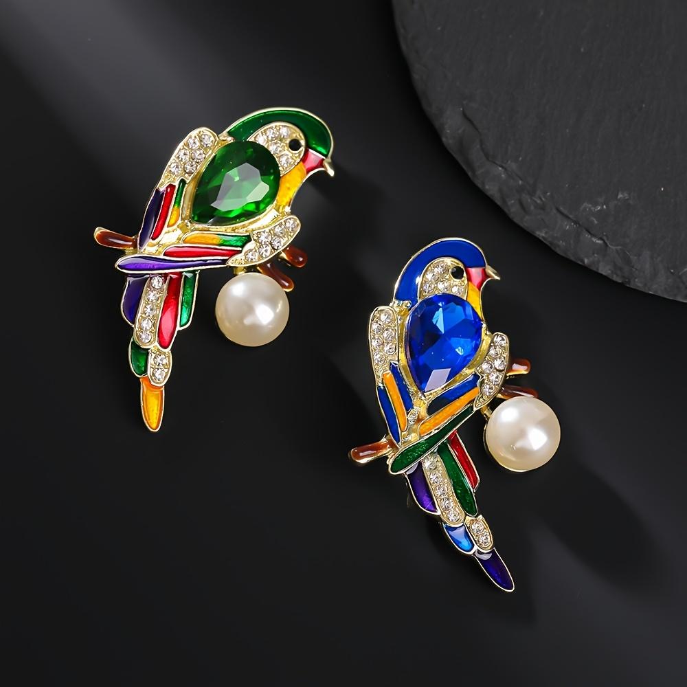 Elegant Parrot Bird Brooch Pin with Faux Pearl & Colorful Gemstones - Golden-Tone Luxury Animal Accessory, Sparkling Perfect for Daily Wear Parties
