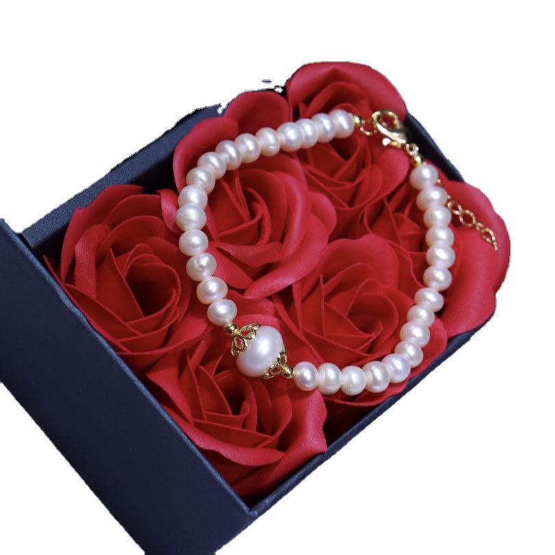 White Freshwater Pearl Bracelet - 9-10mm, Niche Design, Fashionable & Versatile, Enhances Hand Shape.