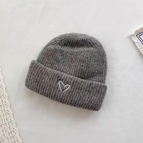 2Pcs/Set Knitted Hat Scarf Set Heart Embroidery Pattern Kids Brimless Hat Long Scarf Set Soft Breathable Winter Accessory