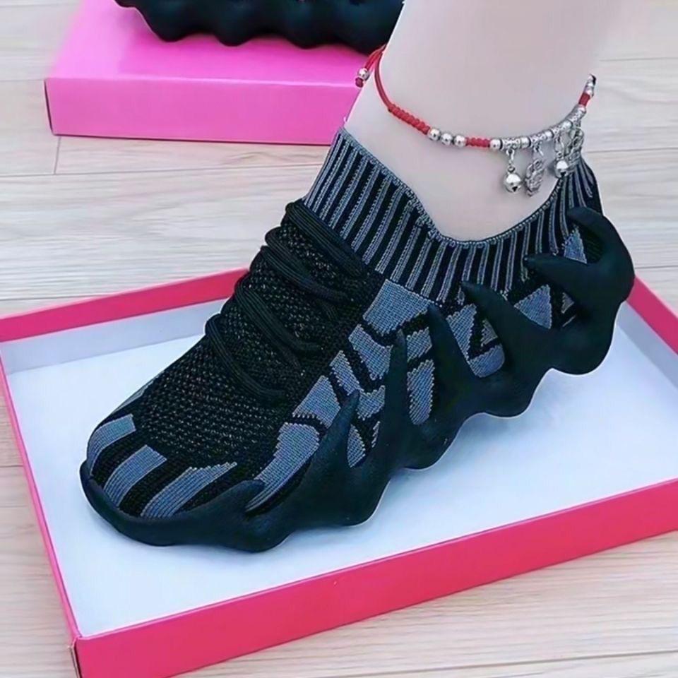 

2025 осень повседневная спортивная обувь универсальные носки рот йога фитнес одна педаль летающая тканая обувь дышащая женская обувь обувь для внешней торговли 41