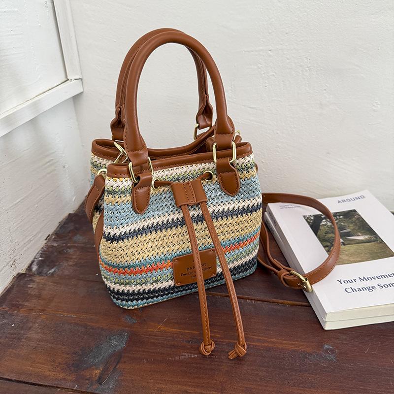 

Fashion hand-carried woven bucket bag women s summer simple shoulder bag trendy niche high-end messenger bag разноцветный
