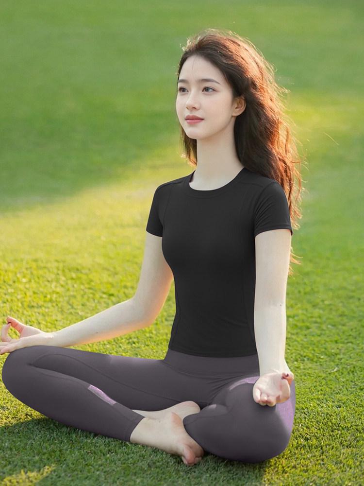 Stilvolles Damen Yoga Anzug Set - Kurzarm Fitness & Pilates Laufen Sport Oberteil