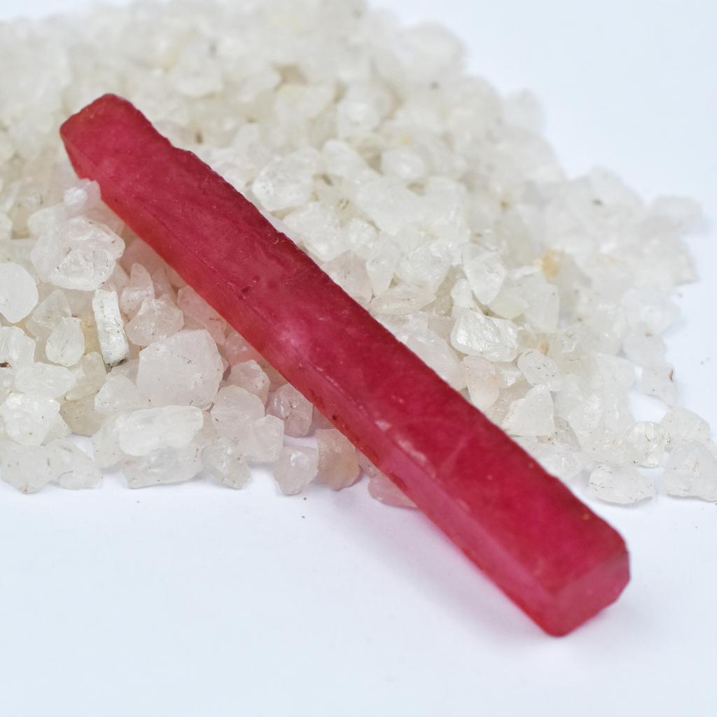 Natural Red Ruby Rough 73.25 Ct Uncut Loose Gemstone Jewelry Making