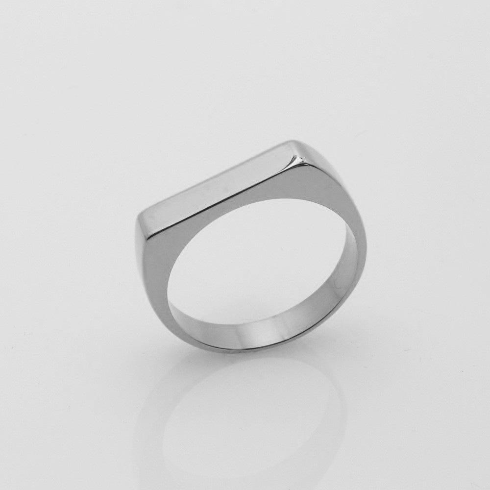 European Style Titanium Steel Ring with Engraved Graphics Logo – Electroplated Flat Stainless Steel Couple Band