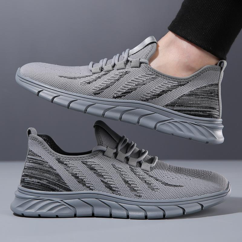 Summer fly-woven men's shoes 2025 new work breathable mesh men's shoes non-slip cloth shoes casual sports trendy shoes