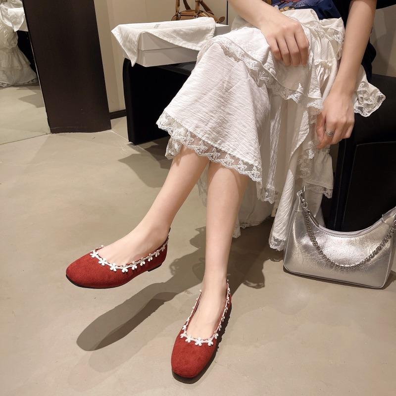 Fashion 2025 Silver New Round Toe Flower Shallow Mouth Slip-on Flats French Soft Sole Chinese Mary Jane Single Shoes