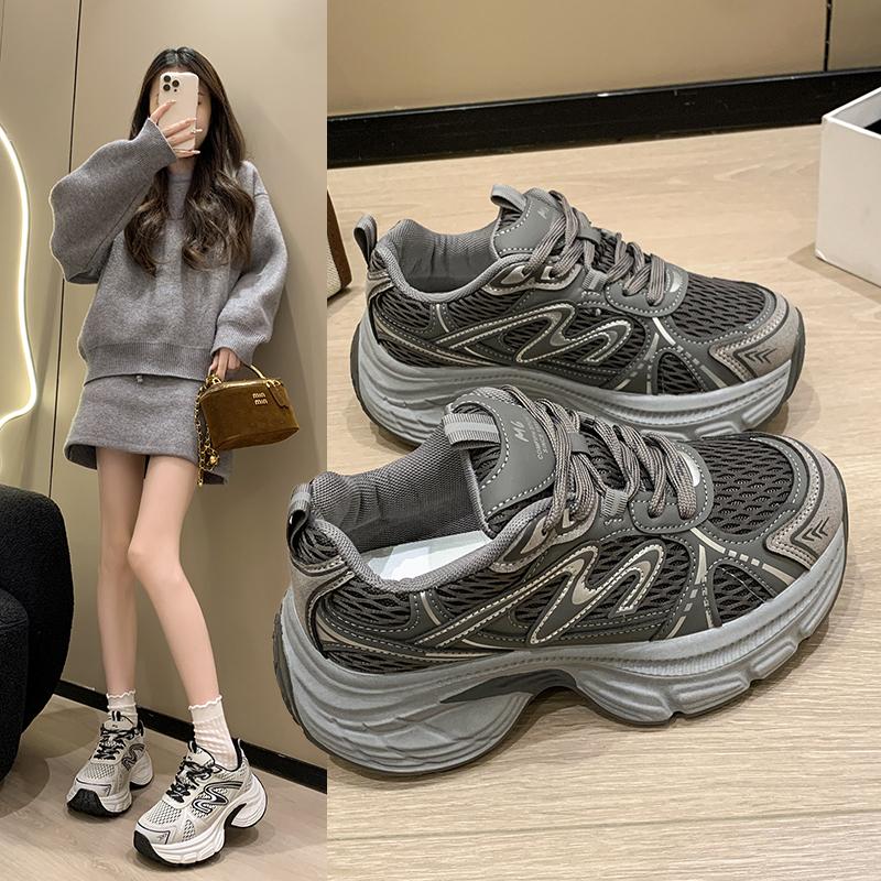 Fashion 2025 Spring and Autumn Fashion New Style Versatile Women's Shoes Thick Soled Height Increasing Women's Casual Sports Shoes