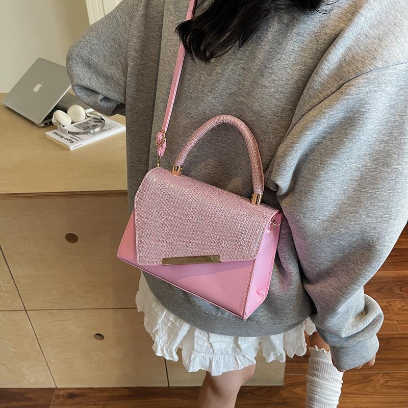 Niche Design Portable Small Square Bag Women's 2025 Summer New Fashion Literary Bright Diamond Shoulder Bag Foreign Style Messenger Bag