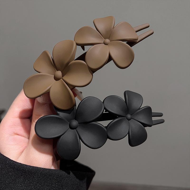 Personality Double Flower Trendy Hair Clips Temperament Girls Hairpins New Hair Accessories 2024