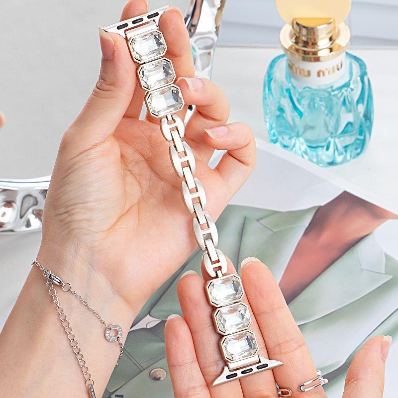 Jewelry Bracelet for Apple Watch Bands 46 45 44 42 38 49mm Diamond Metal Band Square Crystal Strap for iWatch S10 9 8 7 SE 6 5 4