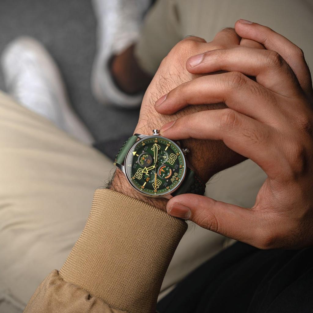 AVI-8 Hawker Typhoon Coningham Chronograph Harding Lederarmband Grünes Zifferblatt Quarz AV-4093-0D Herrenuhr